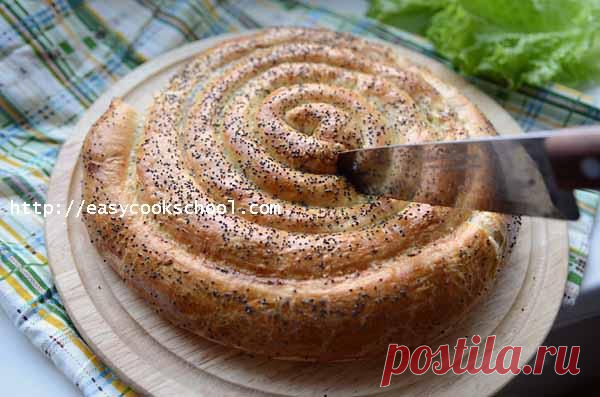 Слоеный пирог Улитка с курицей