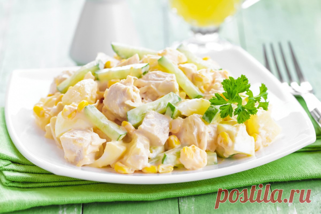 10 самых вкусных салатов | Colors.life Салат – очень вкусное и простое блюдо, без которого не представляется ни один праздник. Для праздничного сто�