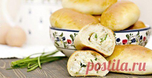 Рецепт пирожков с рыбой или рыбной консервой и рисом / Простые рецепты