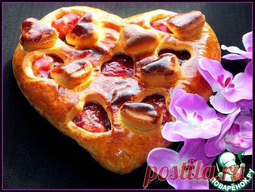 Пирог "Клубничная любовь" - кулинарный рецепт