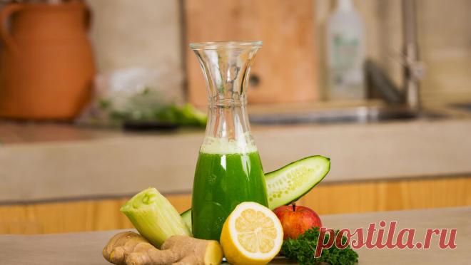 Россиянам назвали худшие блюда, которые часто едят на завтрак. Многие люди привыкли есть на завтрак блюда, которые делают его малоэффективным: они дают слабое насыщение, из-за чего голод быстро возвращается и переедание в течение дня становится неизбежным. Пять самых неподходящих для завтрака блюд в ...