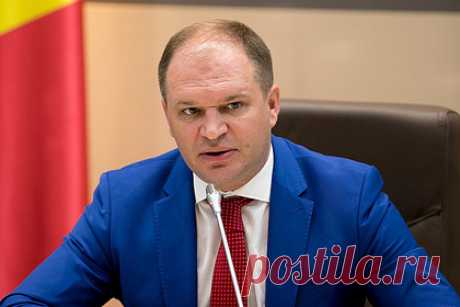 Руководство Молдавии пригрозили поднять на вилы из-за цен на газ. Мэр Кишинева Ион Чебан заявил, что на фоне газового кризиса молдавские власти используют введенный в стране режим чрезвычайного происшествия (ЧП) с целью манипулирования людьми. Градоначальник отметил безрезультатность переговоров о поставках газа с Россией и предрек повышение цен на газ в два раза.