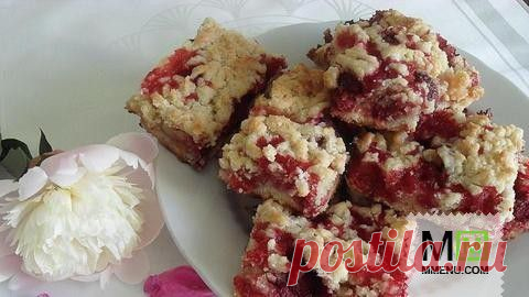 Песочный пирог с яблоками и клубникой. - кулинарный рецепт. Миллион Меню