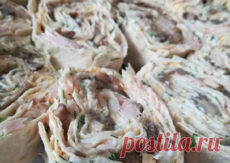 (20) Рулеты из лаваша с копченой курицей и грибами - пошаговый рецепт с фото. Автор рецепта Ириша . - Cookpad