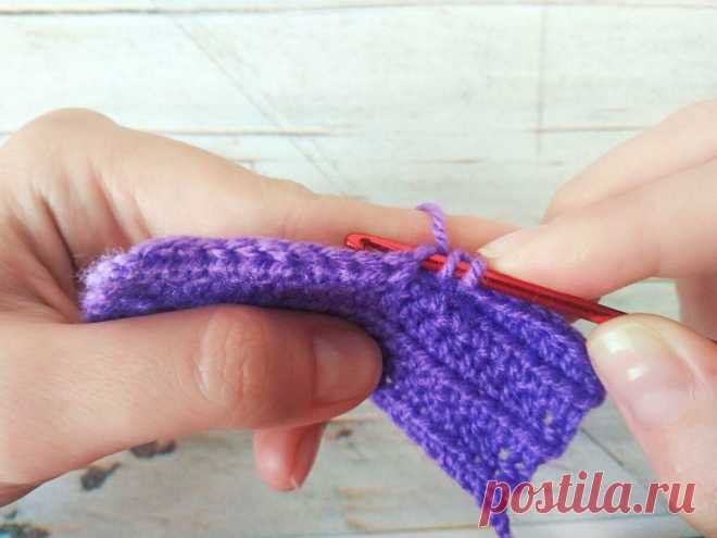 УРОКИ ВЯЗАНИЯ КРЮЧКОМ: полустолбик с накидом | Profi KNIT Все о вязании | Яндекс Дзен