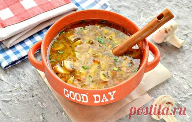 Куриный суп с лапшой и шампиньонами
