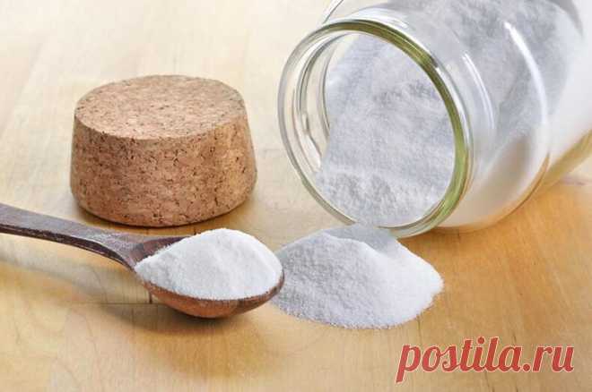 Пищевая сода: Мощный продукт для борьбы с аутоиммунными заболеваниями
Недавнее исследование показало, что раствор пищевой соды борется с воспалением в селезенке, и его ежедневный прием уменьшает воспаление, являющееся результатом аутоиммунных заболеваний из-за того, что иммунная система атакует здоровые клетки
