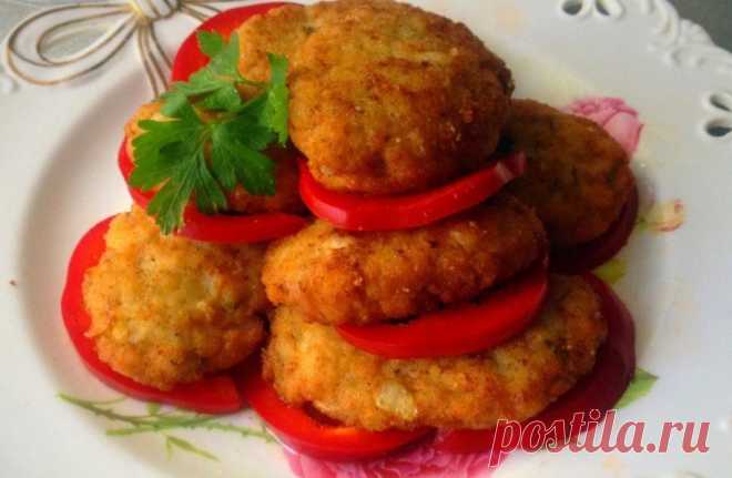 Сочные и мягкие котлеты из индейки на сковороде - Вкусные идеи Сочные и мягкие котлеты из индейки можно приготовить на обычной сковороде, используя привычные для этого мясного блюда ингредиенты. Мясо индейки славится