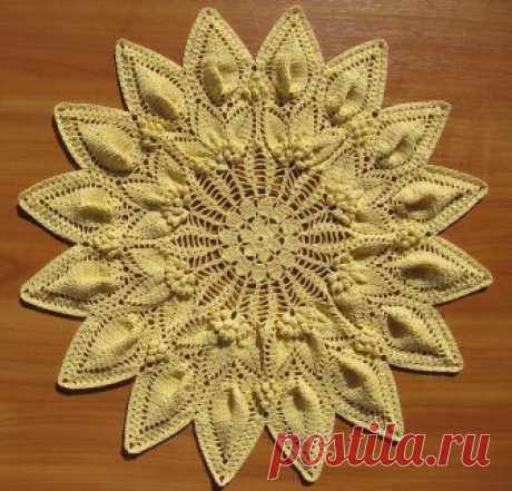 Pineapple Doilies Explore this photo album by Nik_OC on Flickr!