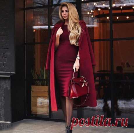 «Со вкусом!» 6 признаков грамотно одетой женщины 

Очень много есть подборок модных вещей, не модных, что с чем сочетать и как носить. А вот общий облик грамотно и красиво одетой женщины остается в стороне. Я выделила 5 признаков, которые отличают женщину, одетую со вкусом. Кликайте на фото, чтобы прочитать ⤴