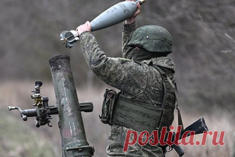 Российские войска уничтожили обстреливающих Новую Каховку бойцов ВСУ. В районе села Николаевка Херсонской области российские военные артиллерийским ударом по позициям 126-й бригады Вооруженных сил Украины (ВСУ) уничтожили бойцов, которые обстреливали Новую Каховку. Кроме того, российские артиллеристы уничтожили самоходную гаубицу ВСУ «Гвоздика».