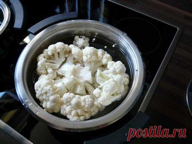 Про эти 10 простых кулинарных приемов мне рассказал шеф-повар Некоторым из нас приготовление разных блюд приносит настоящее удовольствие, для других это повседневная необходимая рутина.1. Добавляйте молоко и соль в воду, чтобы цветная капуста оставалась белойОбы...