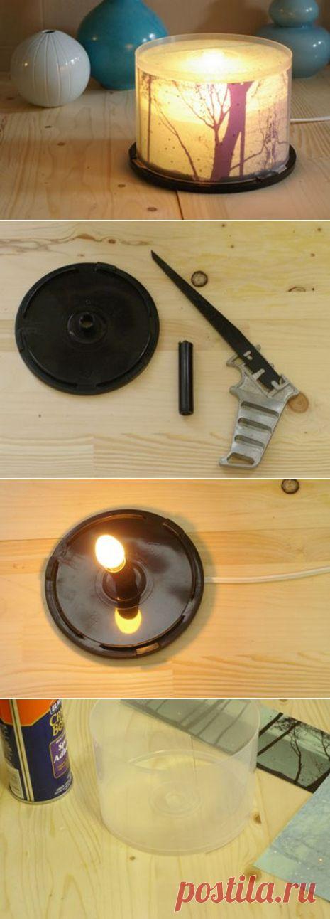 Светильник из бокса под CD