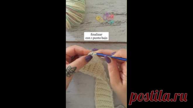 Английская резинка для вязания крючком.

Начинается с цепочки-основы нужного вам числа.
1-й ряд вяжется полустолбиками.