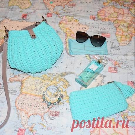 Сумка-ракушка от @mashin_handmade 🌸🌸🌸
#довяжуипокажу #вязанаясумка #сумкаракушка #сумкакрючком