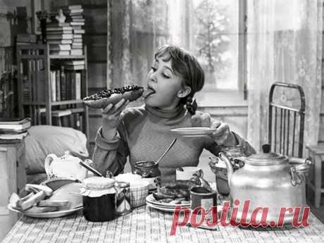 9 сентября 1930 родилась киноактриса Надежда Румянцева