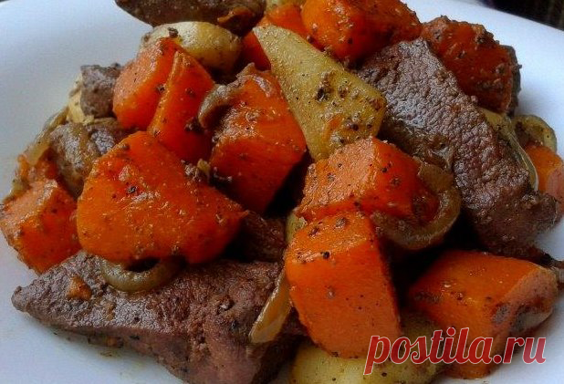 Печень с тыквой и яблоками