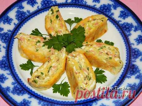 Закусочные рулеты, запечённые в духовке