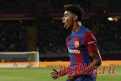 16-летний футболист «Барселоны» убежал с поля в туалет во время матча ЛЧ. Футболист «Барселоны» Ламин Ямаль оставил свою команду в меньшинстве во время матча второго тура группового этапа Лиги чемпионов. «Он какое-то время говорил мне, что ему плохо, что он нездоров и что у него болит живот», — раскрыл подробности произошедшего тренер каталонцев Хави.