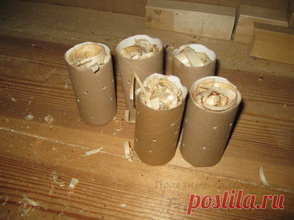 Картонные контейнеры со стружкой для разжигания костра