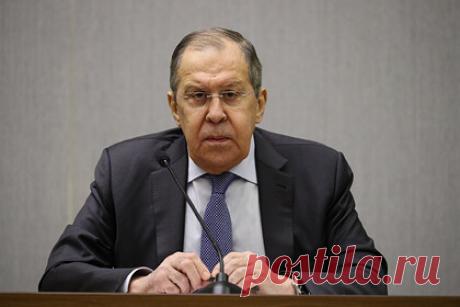 Россия и Белоруссия пообещали развивать военное сотрудничество из-за Запада. Москва и Минск намерены продолжать военное сотрудничество из-за бескомпромиссности Запада, заявил глава МИД РФ Сергей Лавров. Программа согласованных действий во внешней политике, разработанная Россией и Белоруссией, содержит положения о координации взаимодействия по военно-политическим аспектам, подчеркнул министр.