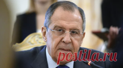Лавров озвучил условия России по решению украинского конфликта. Условия России по решению конфликта предполагают отказ от членства Украины в НАТО, прекращение расширения блока и признание реалий на земле. Об этом заявил глава российского МИД Сергей Лавров на форуме «Территория смыслов». Читать далее