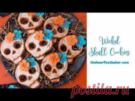 Wicked Skull Cookies with Flowers and a Video | The Bearfoot Baker