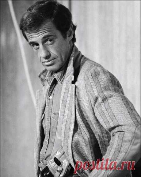 Жан-Поль Бельмондо
Jean-Paul Belmondo