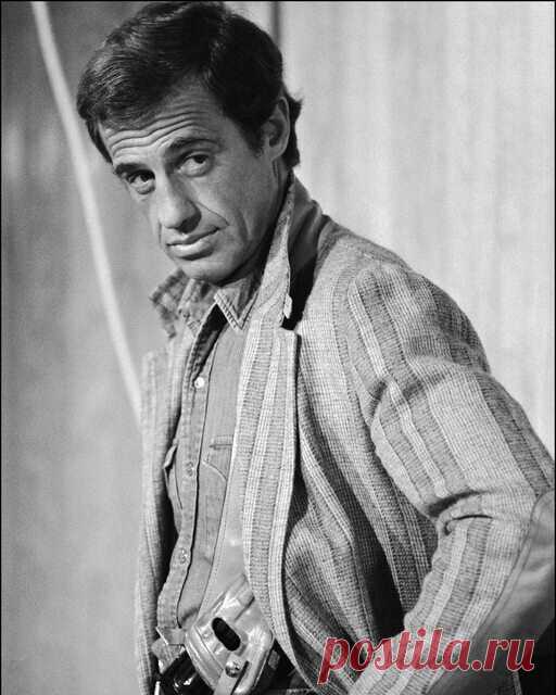Жан-Поль Бельмондо
Jean-Paul Belmondo