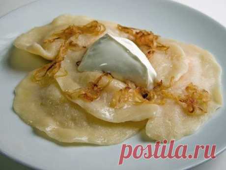 Вареники с картофелем и сыром.