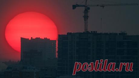 Доля россиян, покупающих жилье в ипотеку, резко упала. Все больше россиян приобретают жилье без привлечения ипотечных средств. По данным, предоставленным федеральным комбинатом стеновых материалов &quot;Винзер&quot;, доля граждан, предпочитающих купить жилье без кредита, превысила 50%, пишут ...