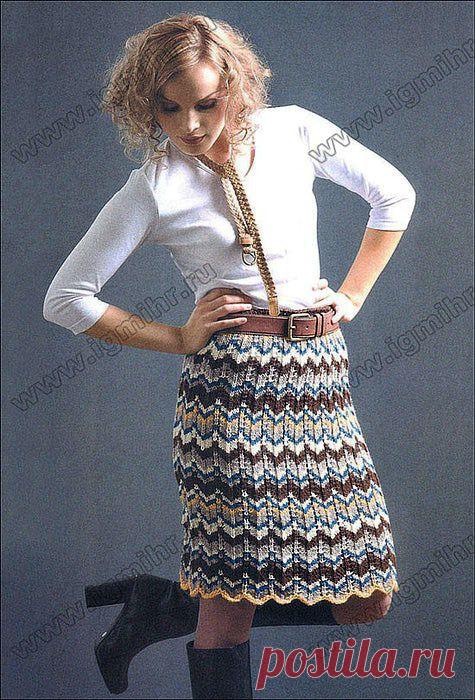Юбка в полоску.