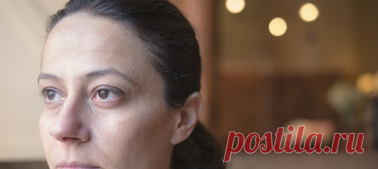«Надоело дружить в «одни ворота» «У нас с мужем были друзья, которые часто приходили поужинать, посидеть, обсудить важные темы, поделиться проблемами. Нас это устраивало, ждали выходных, чтобы встретиться. Обычно я всегда с удовольствием накрывала на стол. И все бы ничего, но со временем мы стали замечать, что собираются друзья только у нас, к себе никто никогда не зовет…» #психологияобщения #секретыобщения #вопроспсихологу
