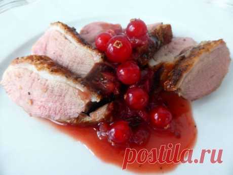 Соус из красной смородины к мясу: кулинарный рецепт