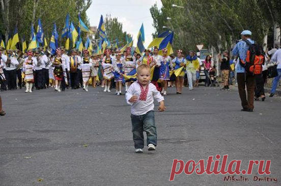 (3) ГУЦУЛЬСЬКІ АНЕКДОТИ.ЛАГІДНА УКРАЇНІЗАЦІЯ.