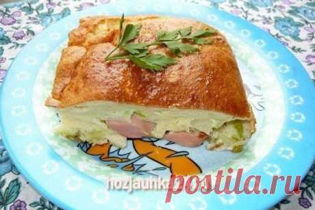 Капустный пирог с сосисками