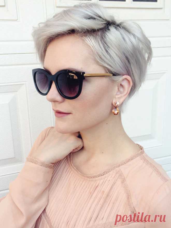 25 Perfect Grey Short Hairstyles Ideeën voor vrouwen - Trend Kapsels, Haarstijlen, Eenvoudige Haarstijlen