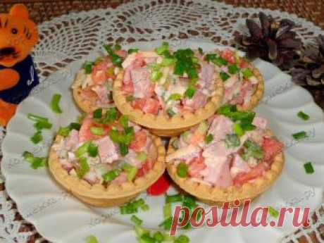 Тарталетки с колбасой и сыром - Кормежка.ру
