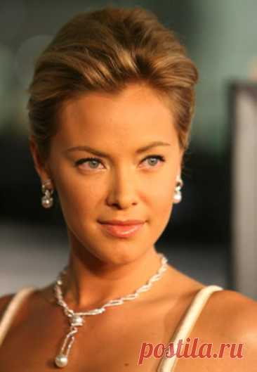 Кристанна Локен