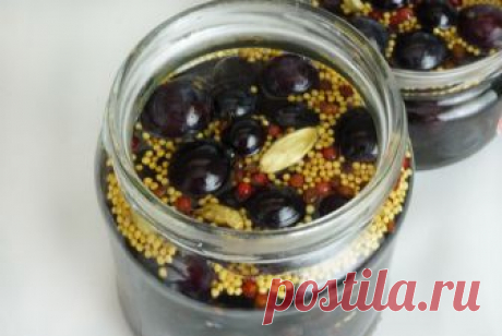 Лучше и вкуснее чем маслины
Маринованный виноград. Если никогда не пробовали, очень рекомендую!
Ингредиенты
850-1000 г Виноград
700 мл Вода
100 мл Уксус (виноградный, 6%. Я использую бальзамический. Количество уксуса можно у…