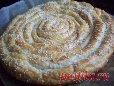 Слоеный пирог с сыром и другими начинками - Простые рецепты Овкусе.ру