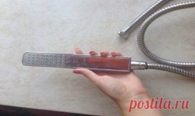 Не стала бы советовать другим хозяйкам, если бы не знала, как хорош этот метод. 
Без преувеличения, теперь ты будешь тратить в 2 раза меньше времени на то, чтобы привести ванную комнату в идеальный вид!Узнав, как очистить кран от налета этим необычным способом, мы тут же побежали…