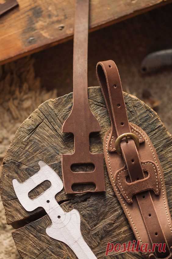 working process MXS | Leather:StrapHandleBelt