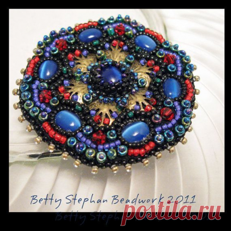 KIT- Blue Cathedral Windows Brooch
