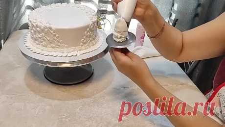 ПОПРОБУЙТЕ🤗 сделать такие цветы!😲как ПРОСТО и КРАСИВО украсить торт на день рождения 💐 (1)