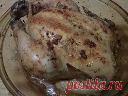 Как приготовить курицу в духовке целиком