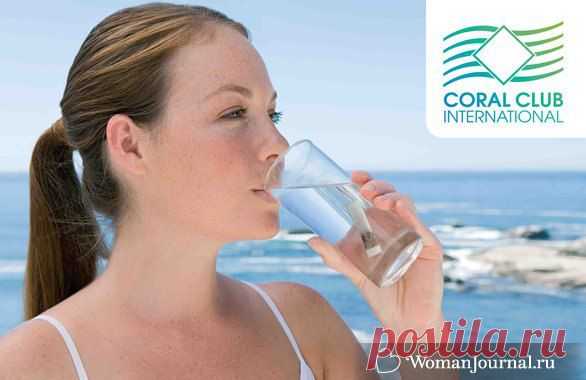 CORAL CLUB | VKИспользование кораллов Санго (Корал-Майн) в режиме   «Скорой помощи»

При острых состояниях:

          - повышении температуры

           — пищевых отравлениях

           — алкогольных отравлениях

           — болевом синдроме

поступаем следующим образом:

1 мини пакетик Коралл-Майн разрываем, коралловый песок высыпаем в стакан подогретой воды (40 – 50 градусов, ни кипяченой), выпиваем всю воду вместе с коралловым песком.