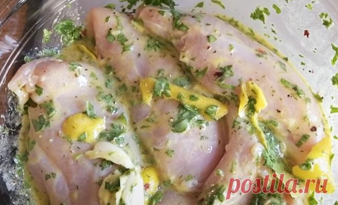 Даем курице 7 разных вкусов с помощью маринада