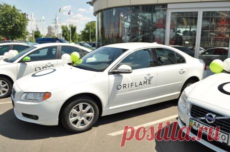 Информация с конференции в Абу Даби.
Официальные факты по Орифлэйм-Россия за 2015 год.
Программа "Мой автомобиль" 🚗🚗🚗
* 145 стали владельцами автомобиля Skoda Rapid