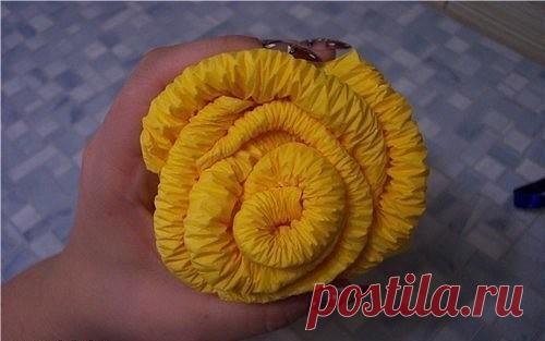 Роза из салфеток для украшения стола